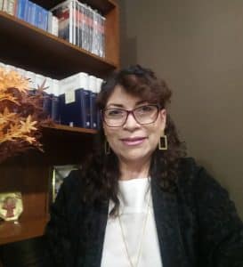 Rectora de la institución